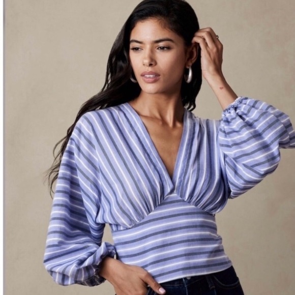 Banana Republic Tops - Banana Republic Blue Striped Cropped‎ Shirred Blouse V-Neck S